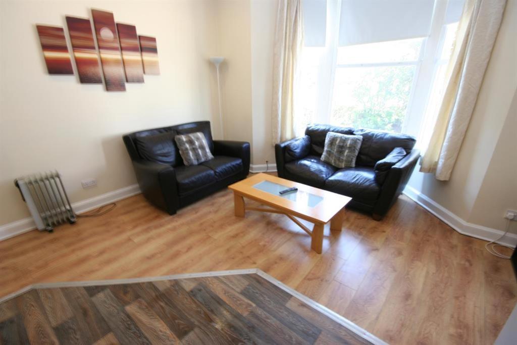 Marley Mansions Apartment - Clarendon Уолъси Екстериор снимка