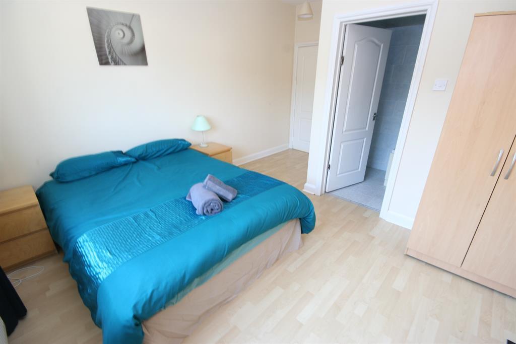 Marley Mansions Apartment - Clarendon Уолъси Екстериор снимка