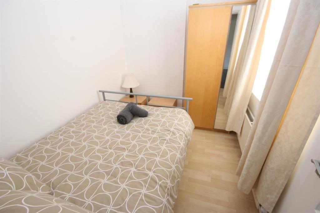 Marley Mansions Apartment - Clarendon Уолъси Екстериор снимка